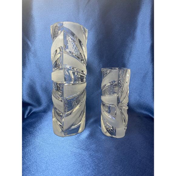 Set of Two Frosted Sunburst Bleikristall Crystal Heavy Vases - Picture 4 of 7